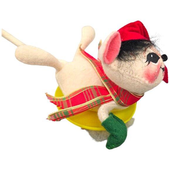 ANNALEE Vintage 1998 Felt Christmas Mouse Saucer Sled Disc Snow Doll Sledding - Picture 6 of 11